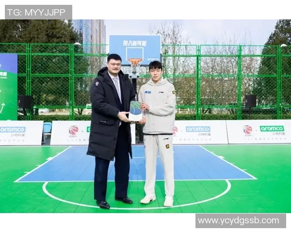 姚明与李明勋的传奇故事:从篮球场到人生舞台的精彩旅程 姚明与李明勋的传奇故事:从篮球场到人生舞台的精彩旅程