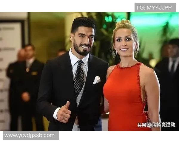 带美国媳妇一起欣赏足球明星的精彩瞬间与背后的故事 带美国媳妇一起欣赏足球明星的精彩瞬间与背后的故事